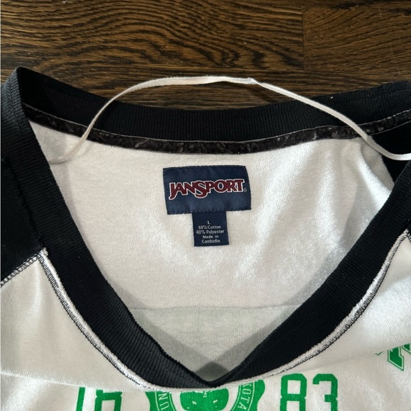 Jansport University of North Dakota Women's Black and White Raglan Top - Picture 2 of 2